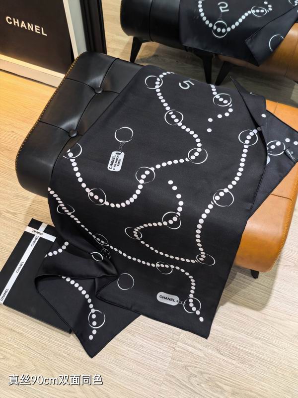 Chanel silk Scarf 90X90cm E091826